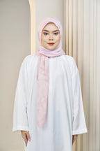 Misty Rose tudung bawal close up front styling — Hana