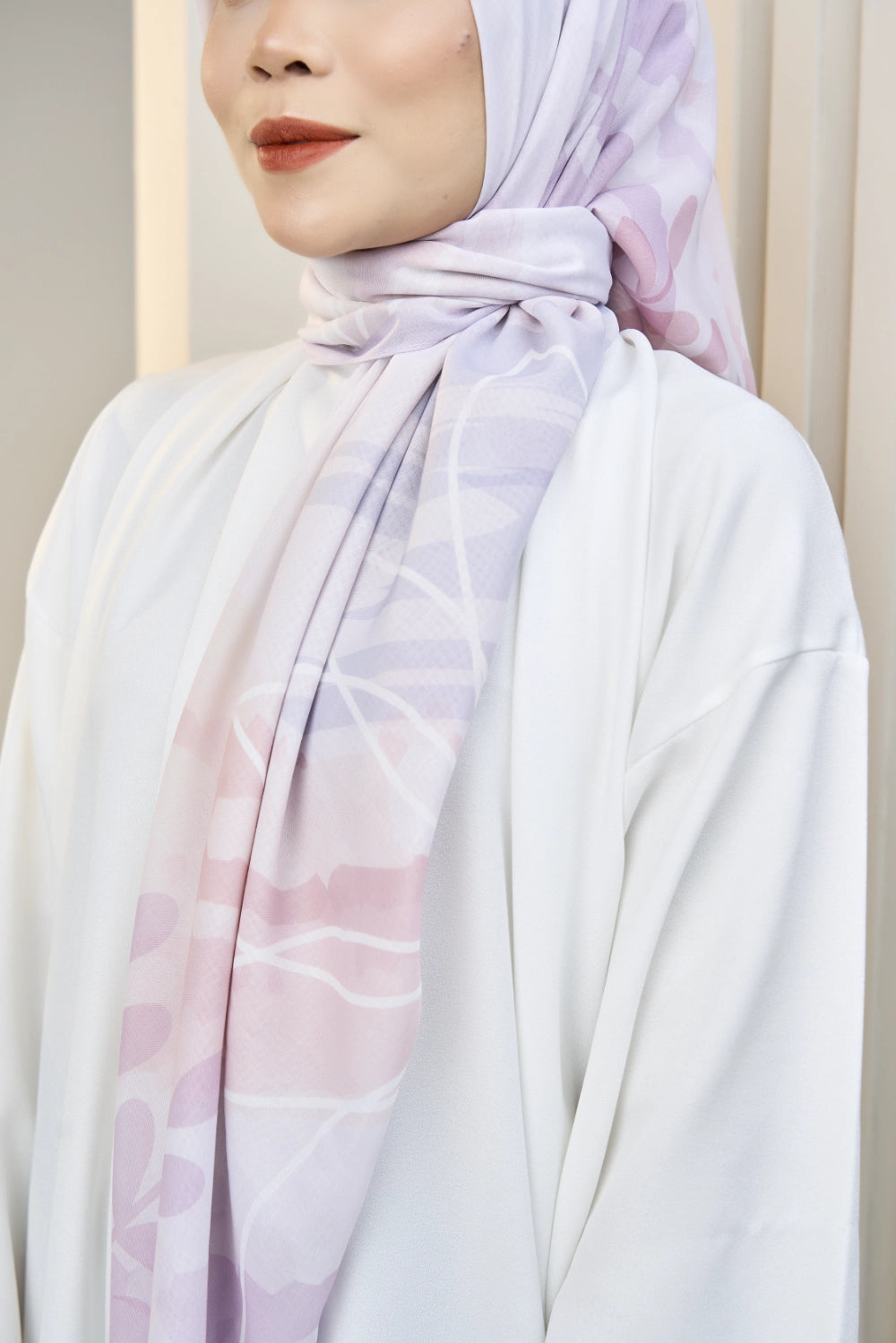 Thistle tudung bawal drape detail close up — Hana