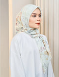 Darksea Green tudung bawal close up side portrait — Hana